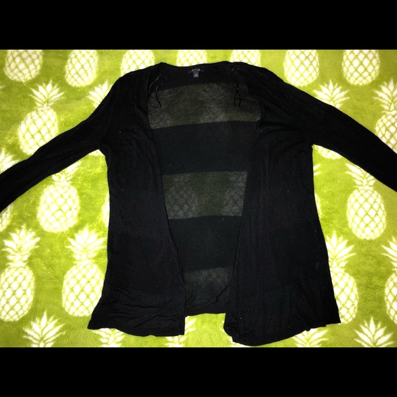 🍄apt 9 black cardigan - Picture 2 of 4
